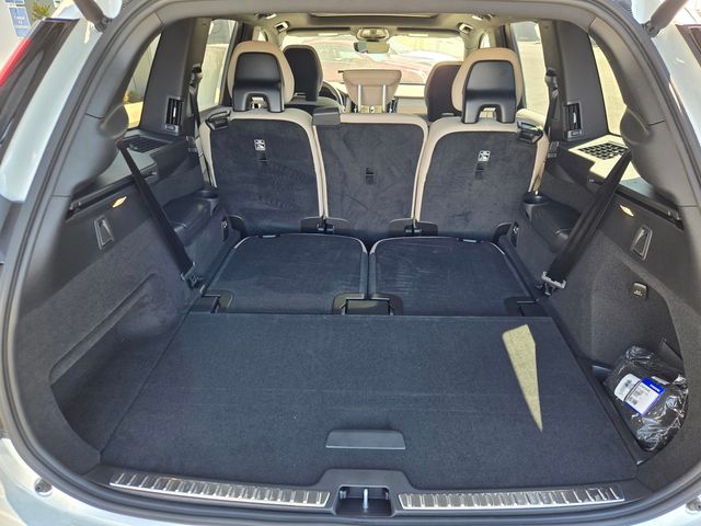2026 Volvo XC90 Plus - Photo 27