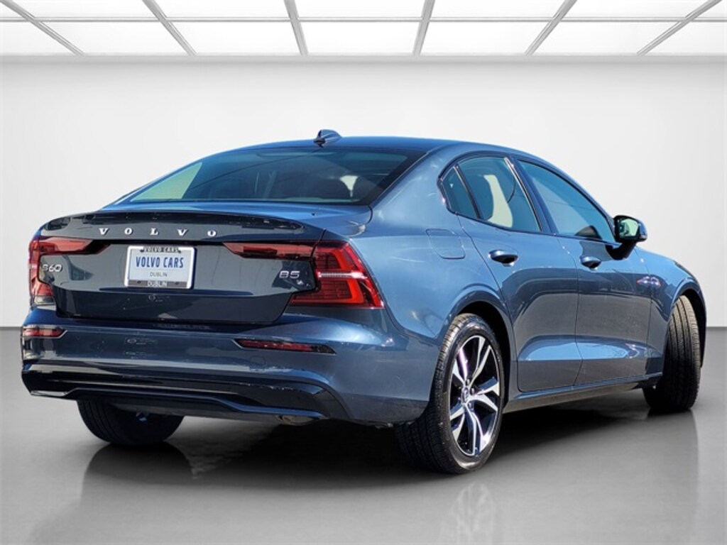 Certified 2025 Volvo S60 B5 Core Sedan