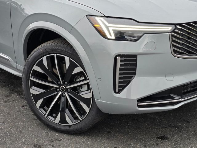 2026 Volvo XC90 Plus - Photo 9