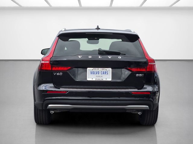 2026 Volvo V60 Cross Country Plus - Photo 5