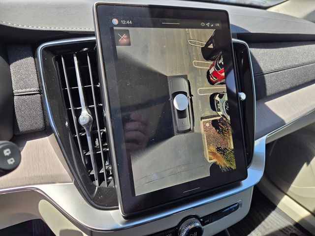 2026 Volvo XC90 Ultra - Photo 21