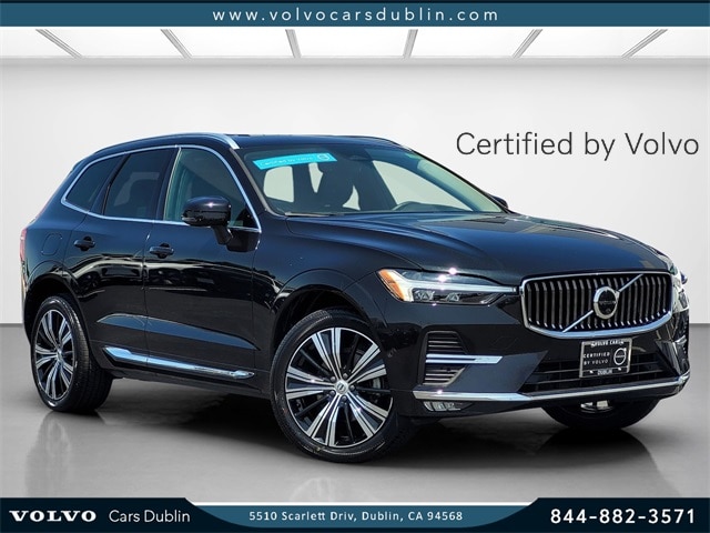 2023 Volvo XC60 Plus's photo