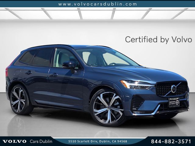2023 Volvo XC60 B5 Ultimate Dark Theme AWD's photo