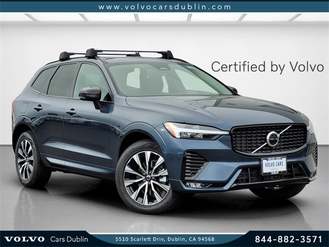 2025 Volvo XC60 Core's photo