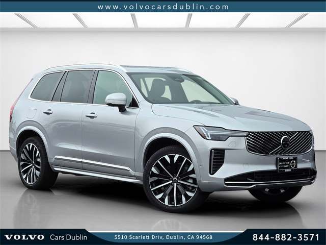 2025 Volvo XC90 Plus's photo