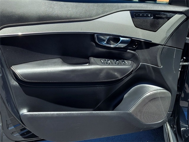 2022 Volvo XC90 R-Design - Photo 10