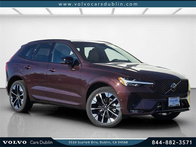 2026 Volvo XC60 Plus's photo