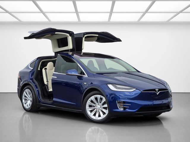 Used 2018 Tesla Model X 75D with VIN 5YJXCAE22JF136817 for sale in Dublin, CA