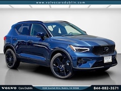 2026 Volvo XC40 B5 Ultra Black Edition AWD SUV