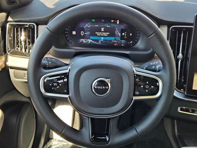 2026 Volvo XC90 Plus - Photo 14