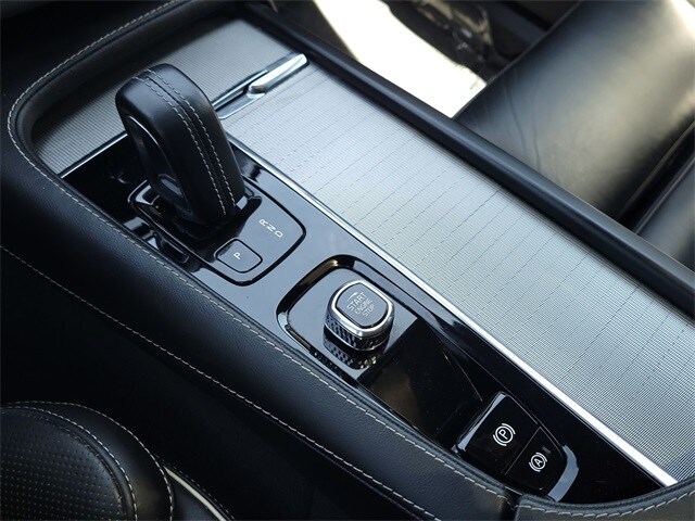 2022 Volvo XC90 R-Design - Photo 19