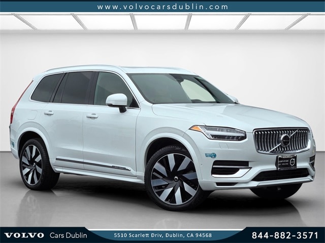 2023 Volvo XC90 Ultimate's photo
