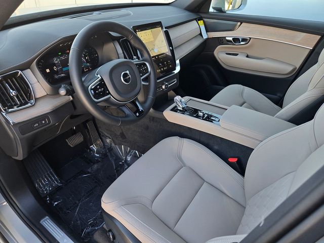2026 Volvo XC90 Plus - Photo 9