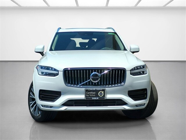 2022 Volvo XC90 T5 Momentum photo 2