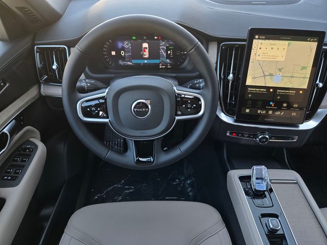 2026 Volvo XC90 Plus - Photo 16