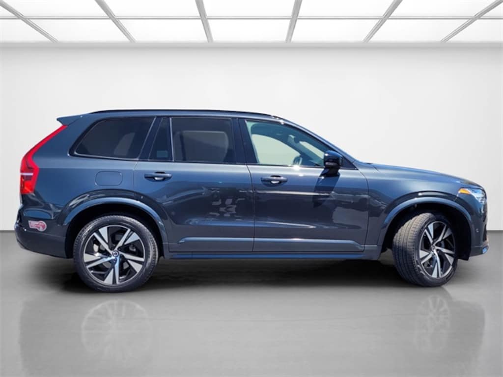 Certified 2022 Volvo XC90 Recharge Plug-In Hybrid T8 R-Design Extended Range 7P SUV