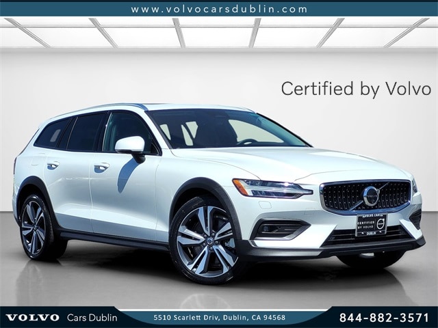2024 Volvo V60 Cross Country