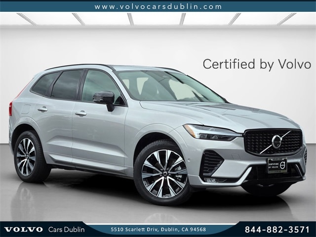 2025 Volvo XC60 Plus's photo