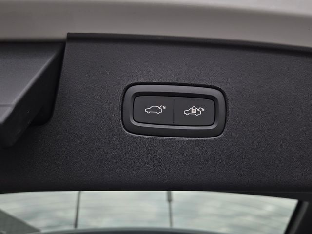 2025 Volvo EX90 Ultra - Photo 29