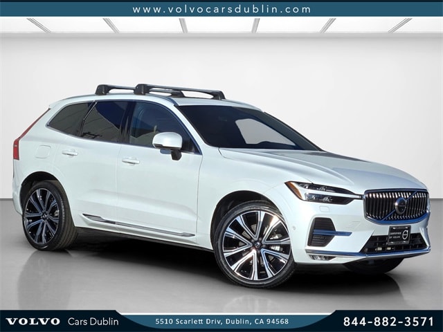 2023 Volvo XC60 Ultimate's photo