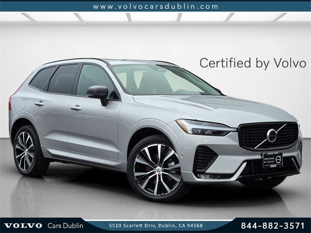 2025 Volvo XC60 Plus's photo