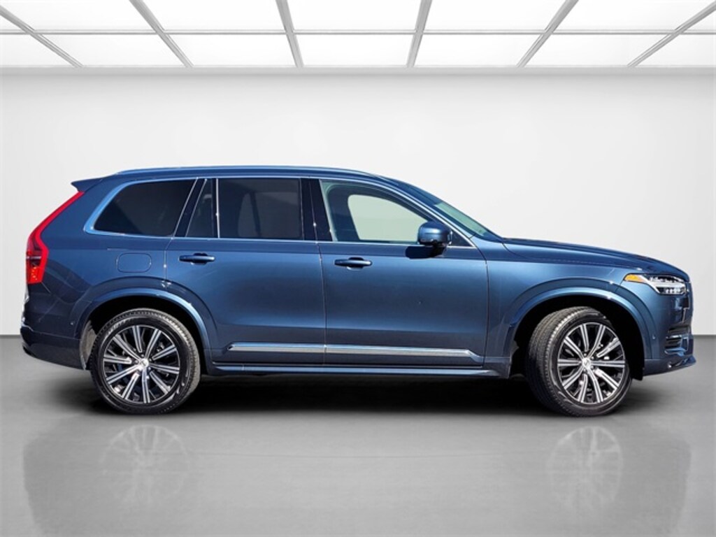 Certified 2025 Volvo XC90 B6 Plus 7-Seater SUV