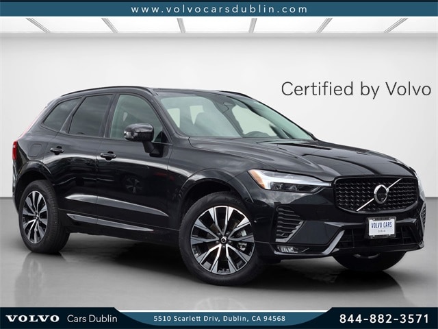 2025 Volvo XC60 Plus's photo