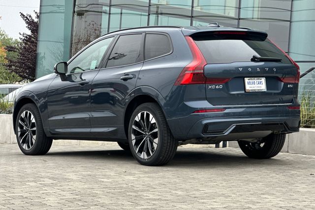 2026 Volvo XC60 Plus - Photo 6
