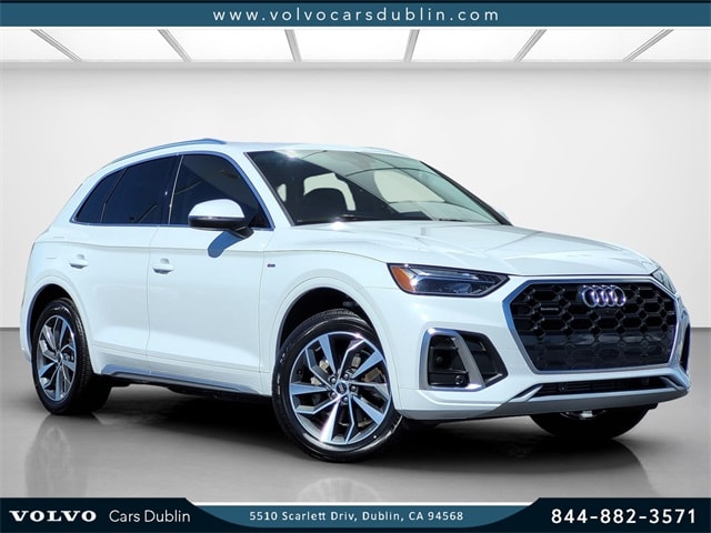 2022 Audi Q5 Premium Plus