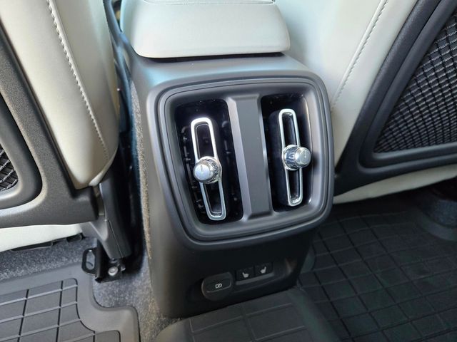 2026 Volvo EX40 Plus - Photo 11