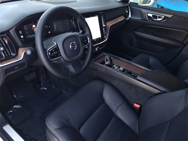 2024 Volvo V60 Cross Country Plus - Photo 10