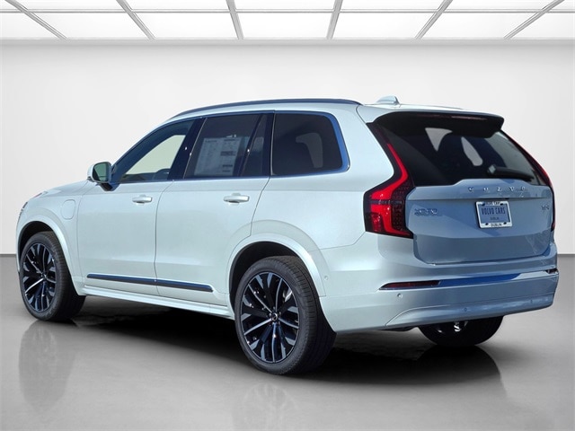 2026 Volvo XC90 Plus - Photo 6