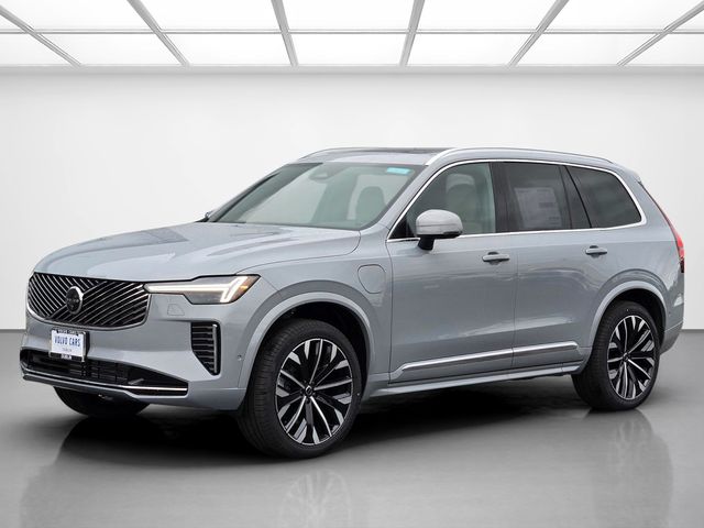 2026 Volvo XC90 Plus - Photo 8