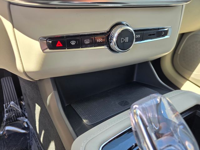 2026 Volvo XC90 Ultra - Photo 22