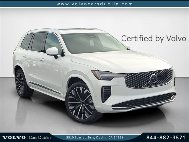 2025 Volvo XC90 Plus's photo