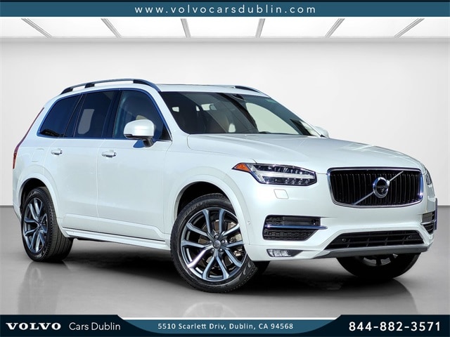 2018 Volvo XC90 Momentum