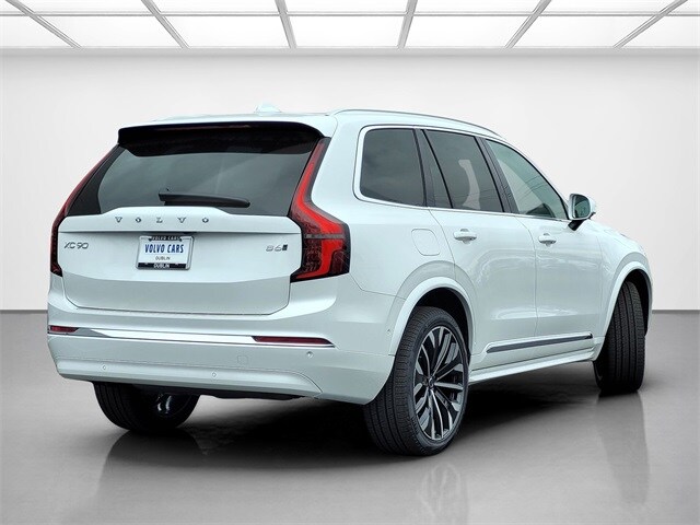 2026 Volvo XC90 photo 4