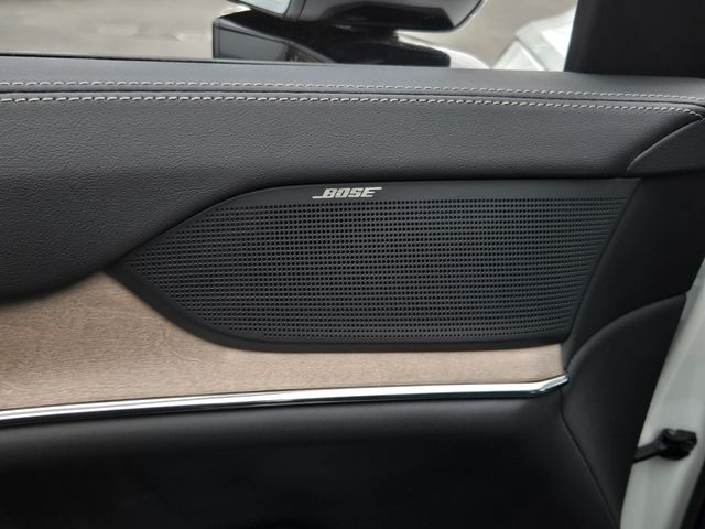 2025 Volvo EX90 Ultra - Photo 11