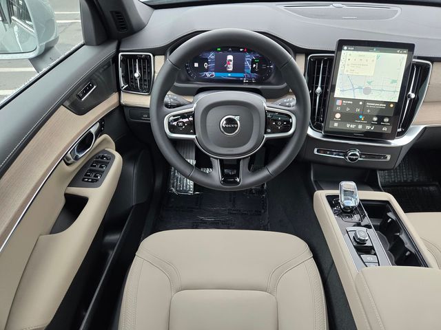 2026 Volvo XC90 Plus - Photo 13
