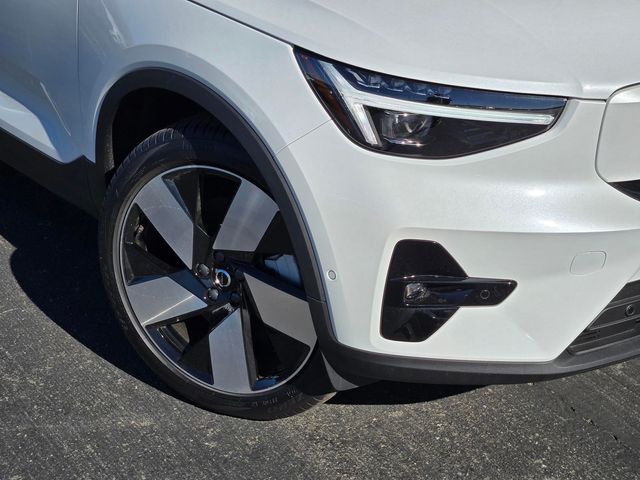 2026 Volvo EX40 Plus - Photo 9