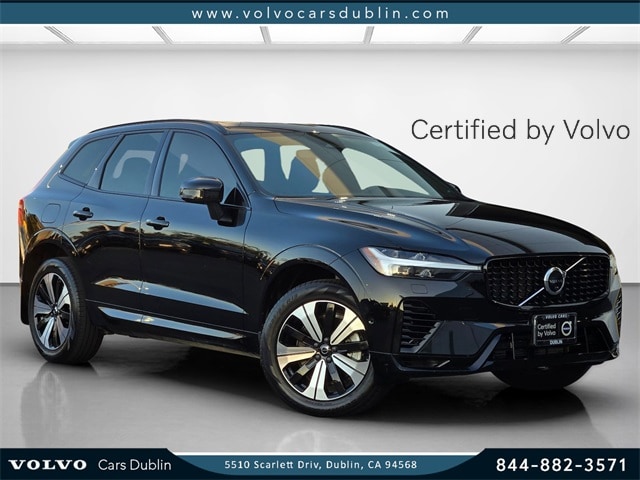 2023 Volvo XC60 Plus's photo