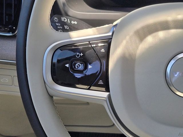 2026 Volvo XC90 Ultra - Photo 15