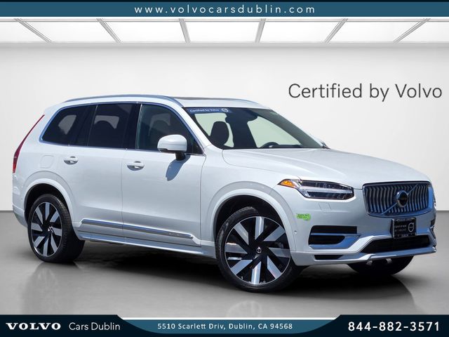 2023 Volvo XC90 T8 Recharge Ultimate Bright Theme 4WD's photo