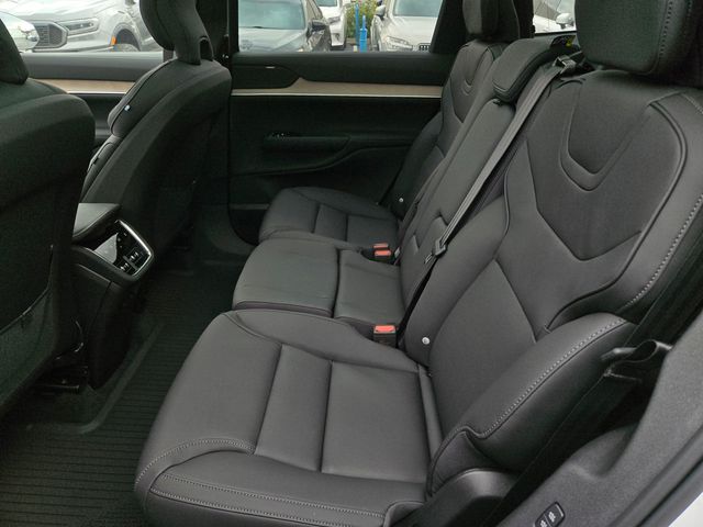 2025 Volvo EX90 Ultra - Photo 12
