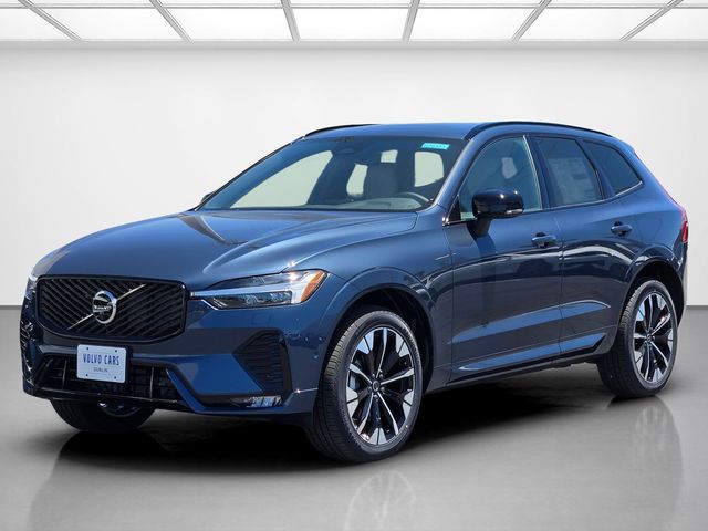 2026 Volvo XC60 Plus - Photo 8
