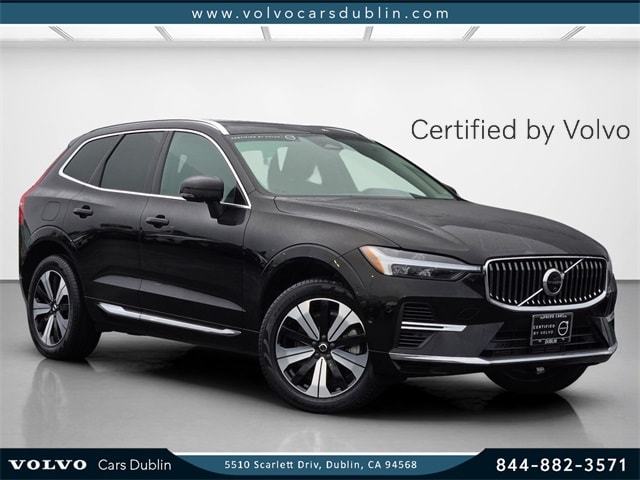 2023 Volvo XC60 Plus's photo