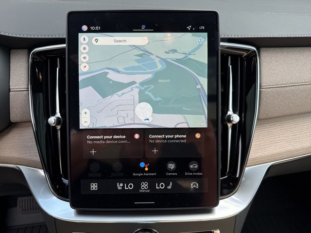 2026 Volvo XC90 Plus - Photo 10
