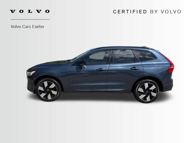 2024 Volvo XC60 Recharge Hybrid Ultimate photo 3