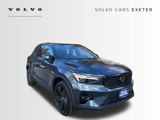 2026 Volvo XC40