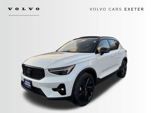 2026 Volvo XC40 Ultra Black Edition's photo